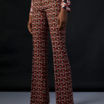 Παντελόνι καμπάνα εμπριμέ