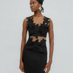 Φόρεμα μίνι με διαφάνεια και λουλούδια