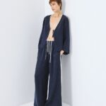 Wide-leg pants with side trim