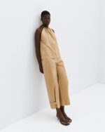Halter top with a metallic detail - Image 4