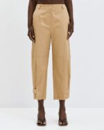 Pants with adjustable buttons at the hem - Image 2