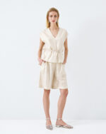 Bermuda shorts with pleats