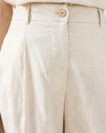 Bermuda shorts with pleats - Image 4