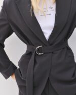 Blazer with pleated back and belt - Image 4