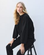 Blouse with pleats and rhinestones - Image 2