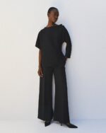 Blouse with asymmetric sleeves - Image 7