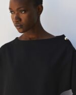 Blouse with asymmetric sleeves - Image 5