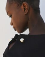 Blouse with asymmetric sleeves - Image 8