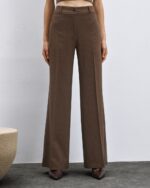 High-waisted pants